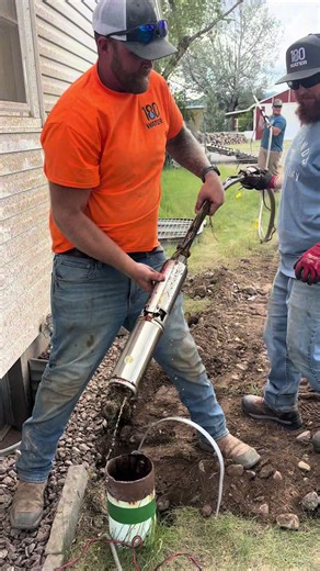 Saving the grass, pulling the pump, and getting water flowing again. Visit 180water.com for a free estimate today. #waterwell #180water #wellpump #drillrig #oilfield
