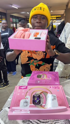 Women's Smartwatch Gift Set - Perfect Gift Idea for Her