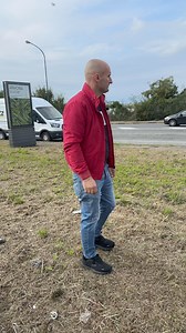 536K views · 6.2K reactions | Brilliant Trick to Save Your Friend Trapped in the Car! Does it Really Work? Discover the Secret! #CarRescue #TheDescription #GeniusTrick #Skerdix | Skerdjan Halilaj | Facebook