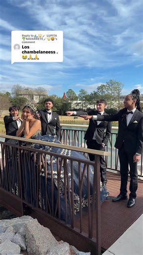 Discover Doña Wow's Unique Style