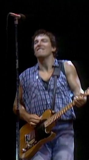 Bruce springsteen on Instagram: "The legend with a career spanning over 50 years, with 20 Grammys, 2 Golden Globes, 1 Oscar, 1 Tony and selling over 140 million albums. The Boss, Bruce Springsteen. © I do not own these images or videos, dm me for credit or removal. I’ll gladly delete it."