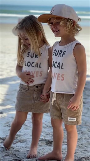 Twin Sisters Beach Photoshoot