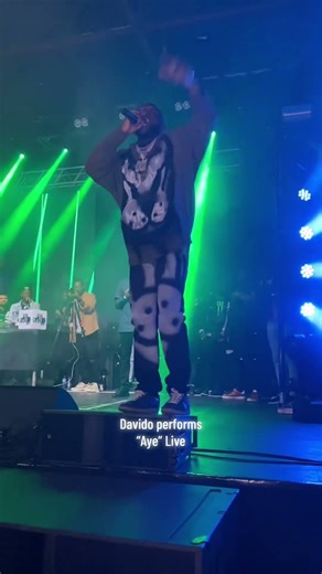 Davido | “Aye” Live performance UK