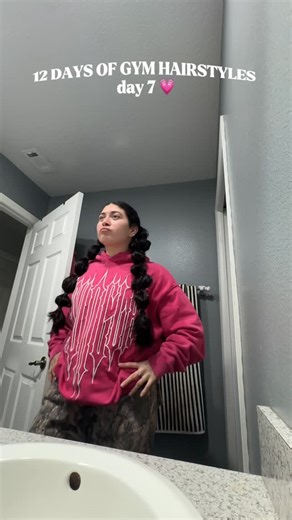 Karin on Instagram: "Double bubble braids for the W 🙌🏼🫧 Okayyy I’m obsessed with bubble braids - - - #12daysofchristmas #hairstyles #gymgirls"