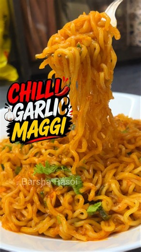 🌶️🧄 Chilli Garlic Maggi | Spicy Garlic Maggi | Easy 5-Minute Recipe 🍜 #shorts #food
