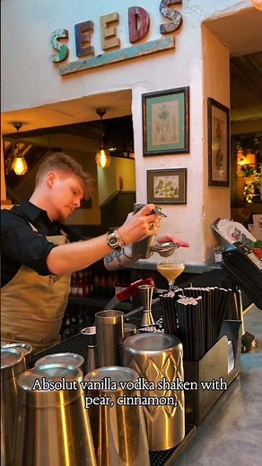 3 Drinks to order at The Botanist, This Christmas Season 🥃