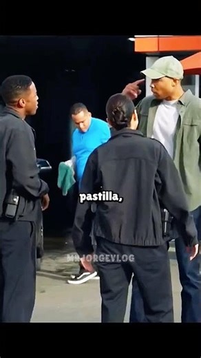 RECIBIÓ UN TIRO EN LA CABEZA #cinematography #cine #peliculas #cineenespañol #series