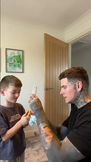 With Flash Speed Mop & Dust Magnet you can tackle cleaning your home effortlessly and in a Flash, l