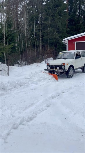 Чистка снега отвалом на ниве 2026 | Lada Niva snow plow 2026