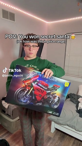 secret sauce for secret santa 🤫 #lego #legos #legomotorcycle #legocar #legoset