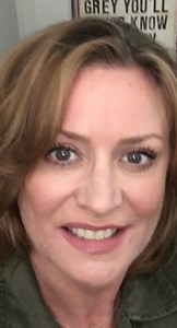 Order a personalised video from Laurie Brett