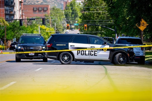 Man struck bail enforcement agent with motorcycle while fleeing police, charges say