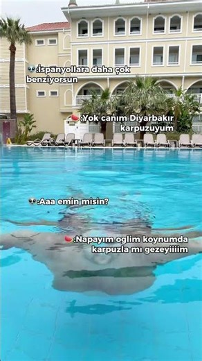 Spanish wave in the pool