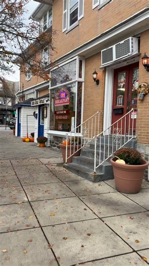 1K reactions · 85 shares | Swarthmore is the stop for today’s Delco Deep Dive: Vicky’s Place. Small diner, no frills, just really good food made by really good people. If you know, you know. | Chris Wharton | Facebook