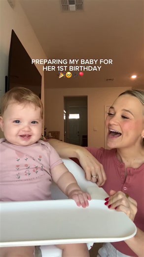 32K views · 5.2K reactions | She’s ready! 凉 #singingmom #firstbirthday #happybirthday #momsofinstagram #firsttimemom #babytotoddler | Gabby • The Singing Mom | Facebook