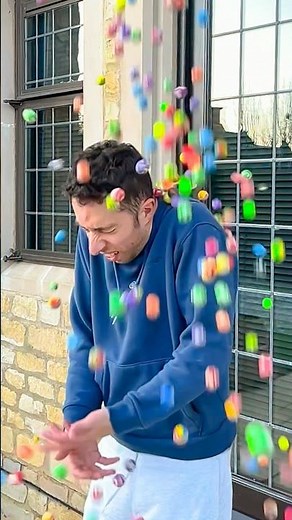 Can you SURVIVE 1,000 bouncy balls?