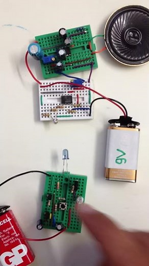 IR transmitter using phototransistor- .buildcircuit.com