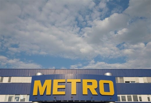 Metro AG :  Marche sur la ligne de crête