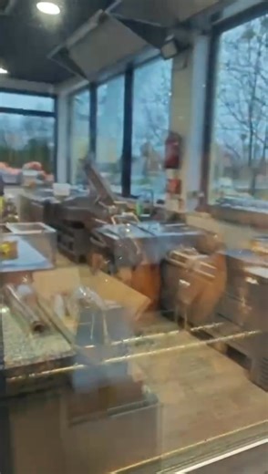 Kaczki po Pekińsku, pieczone wędzone. (Wiejskie z wolnego wybiegu, waga jednej 2200-2400g.) Od 15 listopada 2025 na stałe. 200 zł/szt. Pandrive ...nakarmię każdego! #drivethru | Pandrive