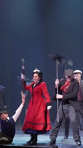 🎶 Never need a reason…never need a rhyme 🎶 Check out our fabulous cast of DISNEY’S & CAMERON MACKINTOSH’S MARY POPPINS performing “Step In Time” at TUTS! #tutshouston #tutsmarypoppins #theatreunderthestars #marypoppins #theatrekid #tapping #disney