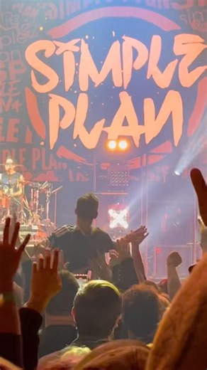 Simple plan I’m just a kid 2025 Live