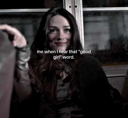 𓂃۶ৎ (@user1357845634)’s video of good girls blanket