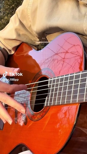 Traditional Spanish flamenco guitar rhythm. A clean and easy tutorial for building strong rhythm control. #flamenco #rhythm #guitartutorial #spanishguitar #acousticguitar