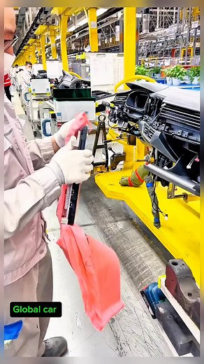 BMW Factory Installation Creativity Tour