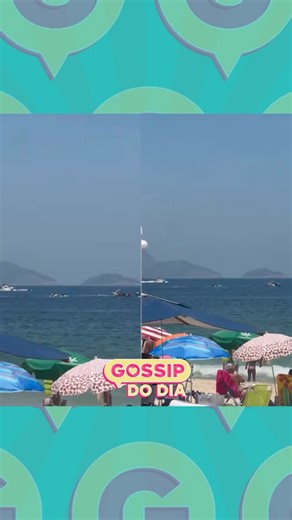 GOSSIP DO DIA on Instagram: "No começo da tarde deste sábado (27), um ultraleve utilizado para publicidade, que sobrevoava a Praia de Copacabana, na Zona Sul do Rio, caiu no mar. No instante do ac*dente, havia motos aquáticas e outras embarcações na região. Até o momento, não há informações sobre feridos. Para o GLOBO, o Corpo de Bombeiros informou que equipes do quartel de Copacabana foram acionadas às 12h34 e atuam na ocorrência. A queda aconteceu entre os postos 3 e 4, na altura da Rua Santa 