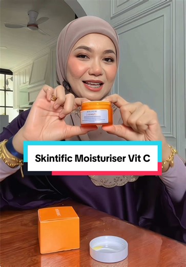 Skintific Vitamin C Moisturizer Review