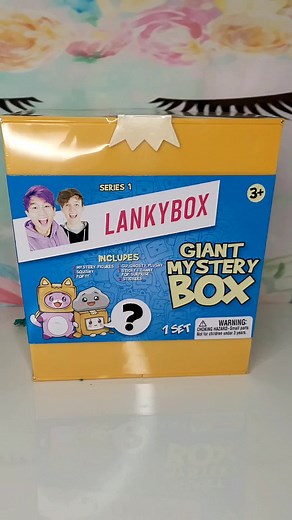Unboxing the Sponsored LankyBox Giant Mystery Box!