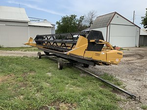 Claas F530 Bean Head W/J&M Header Cart | Agriculture