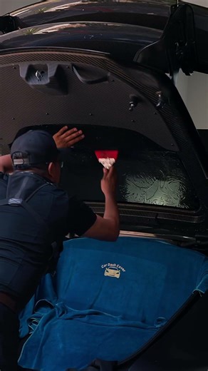 Mobile window tint 🚘🔥 #mobile #windowtint #lasvegas #limotint #mercedes