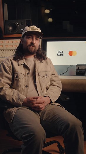Our cardholders got to listen to unreleased songs from The Great Divide… WITH @Noah Kahan. This is just a glimpse. More to come! #n#noahkahann#newmusict#thegreatdivideb#behindthescenespriceless