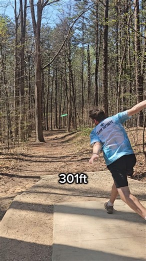 Par of the Week, not enough hyzer, too much flip! #discgolf #sports #fail