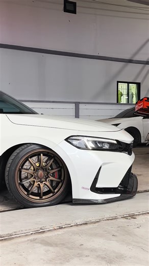 ตัดผมรองทรงต่ำที่ไม่ใช่ร้านตัดผม