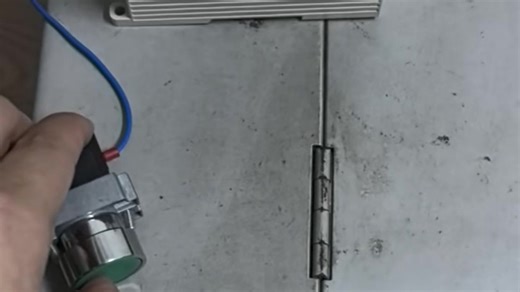 PLC控制Zebra条码标签打印机打印汽车零部件标签