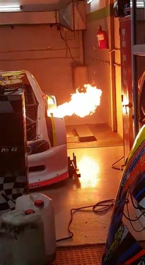 Star Raceway are you ready? 🏁🔥The man himself Kosie Weyers 🙌🏼 #rotary #ovaltrack #snapchange #racing #stockcars #ovaltrackracing #rotaryengine #rotarypower #nationalhotrods #nationalhotrodtourza #kosieweyers #snapchange #snapchange47 #rotary #klerksdorp #dyno #dynotune