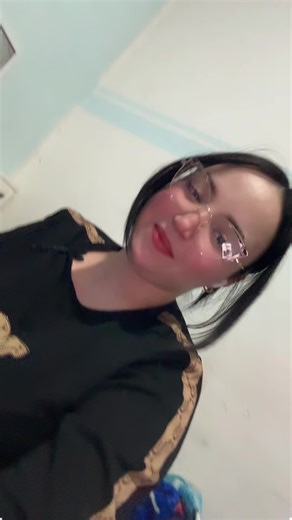 Vidéos de saraFarahanesbbllGghh123456789 (@sarafarahanesbbll) avec Dfa3 Dfa3 - Cheb Bello