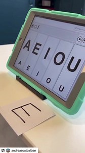 🤩Nuevos ejemplos de uso para AsTeRICS Grid💡🤔‼ 👉📲💻 Dar los primeros pasos en lectoescritura, identificando y discriminando vocales. Thiago nos enseña que ser no verbal no significa no aprender. 👏Gracias @andreasoutoalban por enviarnos este bonito vídeo: 🔗 https://www.instagram.com/reel/CwbBhtCM-Ae/?utm_source=ig_web_copy_link&igshid=MzRlODBiNWFlZA== 👉Acceso a la aplicación ✅ https://grid.asterics.eu/ 👉Acceso al tutorial: ✅ https://aulaabierta.arasaac.org/asterics-grid_inicio 📣Si quiere