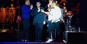 Algo extraño está pasando en ti te veo diferente... #CharangaHabanera #ConciertosCubanos | Conciertos Cubanos