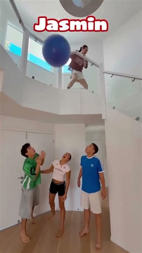 "Insane Gameplay Moments! | #GameOn #EpicWin #GamingCommunity"