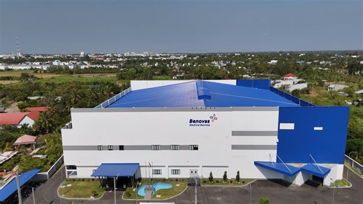 NHÀ MÁY THIẾT BỊ Y TẾ BENOVAS: TIÊU CHUẨN TOÀN CẦU - DẪN ĐẦU CHẤT LƯỢNG 🌟 Sáng ngày 11/03/2025, CTCP Thiết bị Y tế Benovas chính thức khánh thành Nhà máy sản xuất thiết bị y tế hiện đại, được đầu tư bài bản với công nghệ tiên tiến bậc nhất tại số 68Đ, tổ 05, ấp Thanh Mỹ 1, xã Thanh Đức, huyện Long Hồ, tỉnh Vĩnh Long. 🌟 Nhà máy sản xuất Thiết bị y tế Benovas được xây dựng trên diện tích 10.846,6 m2 với tổng vốn đầu tư 26 triệu USD. 🌟 Sự kiện khánh thành nhà máy sản xuất thiết bị y tế Benovas k