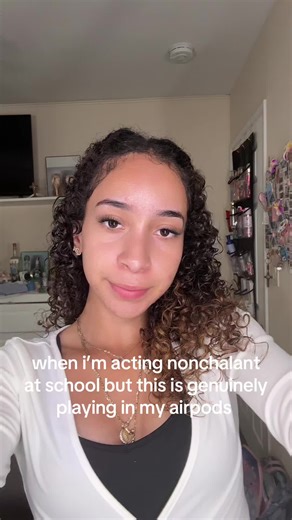 yes all of the grease soundtrack is in my playlist