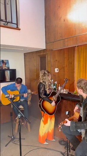 The song that started it all... watch the Dive Bar Beauty Queen acoustic video, out now!