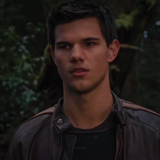 Twilight: Jacob and Renesmee Moments