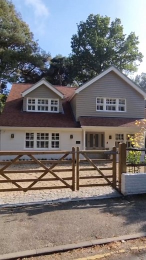 Our Surrey Project ♡ on Instagram: "Ad CEDRAL CLADDING \\ The thing we get asked the most about our exterior renovation is the cladding. This made up such a fundamental part of our design and one we wanted to make sure we got right with the brand & product we used. The go to brand for us was @cedraluk not only because they had the best natural toned colour choices, but it also meant that by getting the Fibre cement cladding, we knew this would last the test of time, has an excellent fire classif