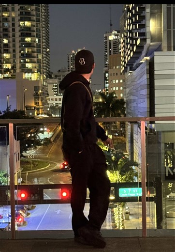 Que pedazo de ciudad que es Brickell!! 🤪🚀 #miami #motos #bikes #argentina #cars