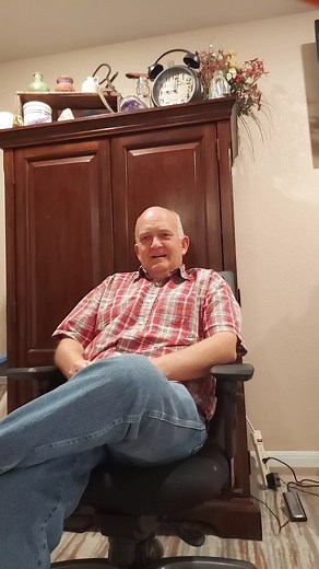 I'm Glenn Gray a professional grief counselor. This is a little bit about what I do. Let me join you on your grief journey. #grief #loss #guilt