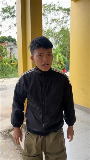 Is she really hallucinating? #trending